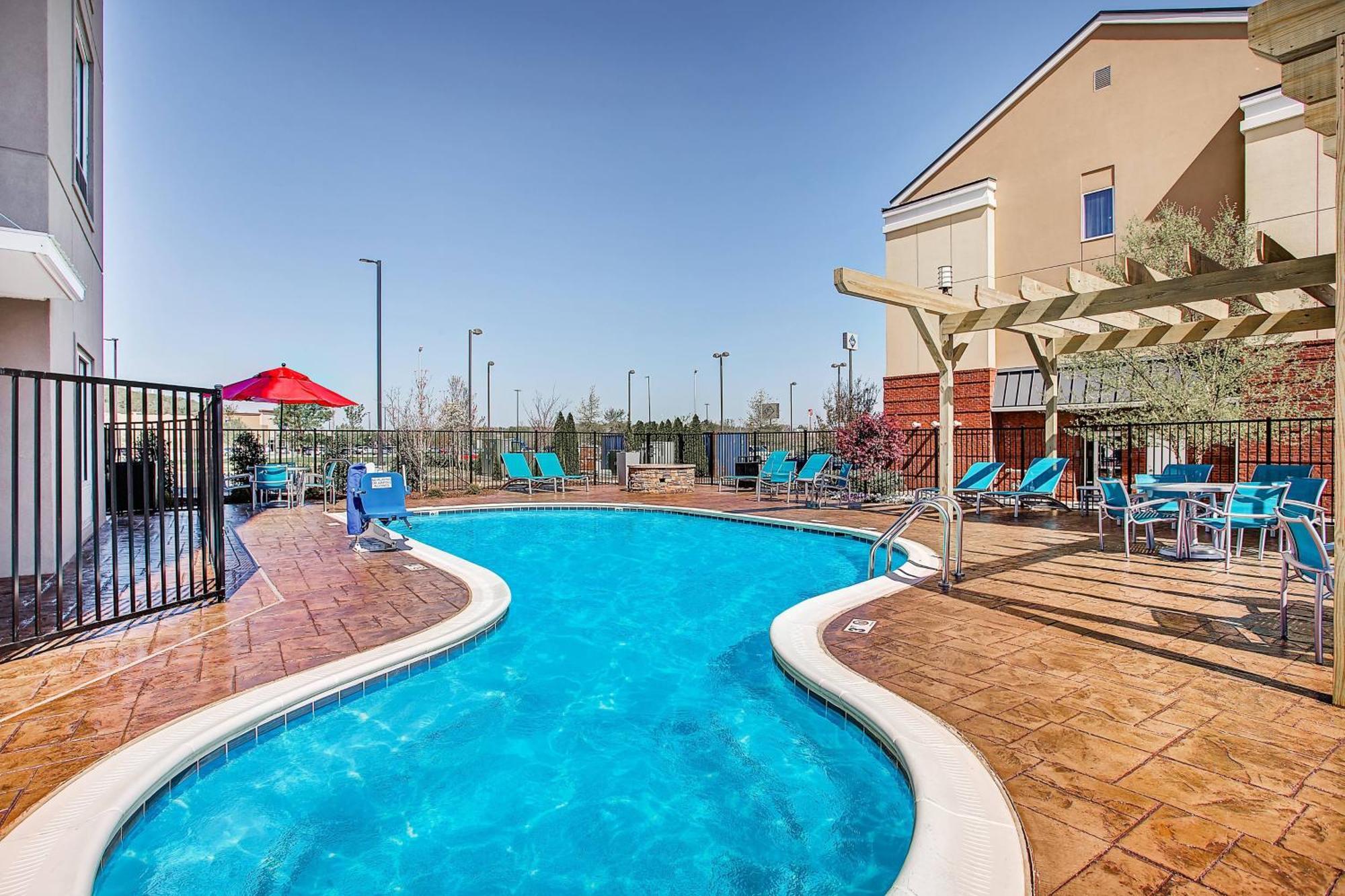Towneplace Suites By Marriott קוקוויל מראה חיצוני תמונה